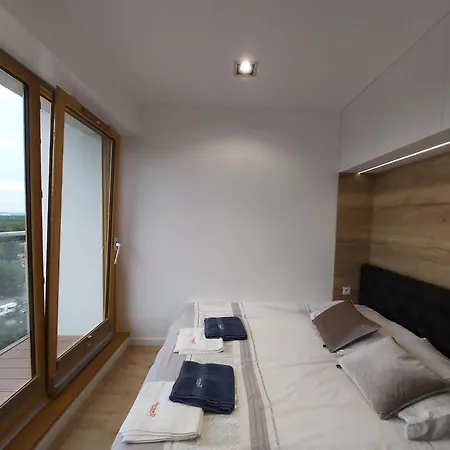 Horizon12 Apartment *